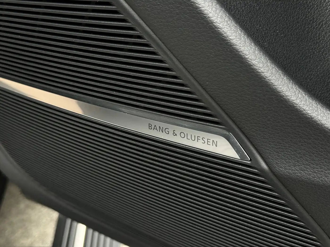 Audi Q8 2022 55 TFSI Luxury Dynamic фото 10