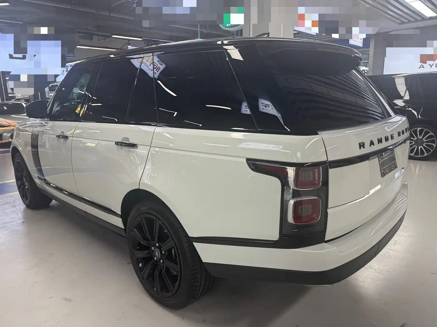 Land Rover Range Rover 2019 3.0 SCV6 Heritage Edition фото 6