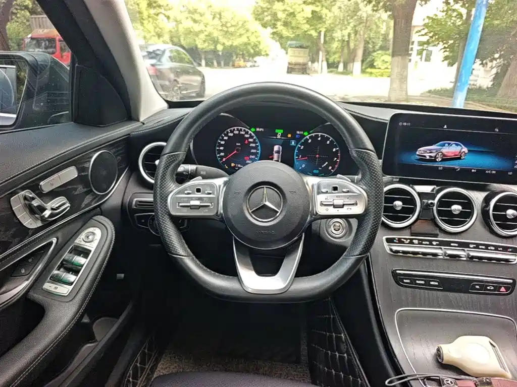 Mercedes-Benz C-Class 2020 C 260 L Sport фото 11