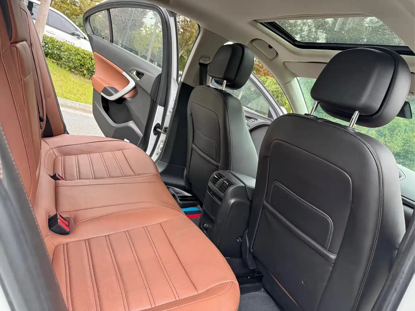 Buick Regal 2014 GS 2.0T Passion Sport Edition фото 9
