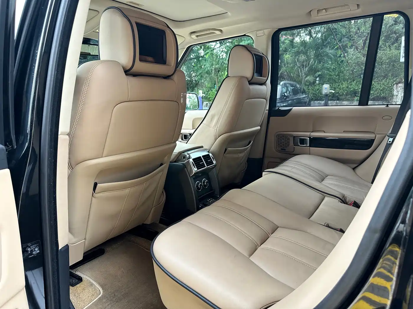 Land Rover Range Rover 2010 2010 5.0 NA V8 HSE
