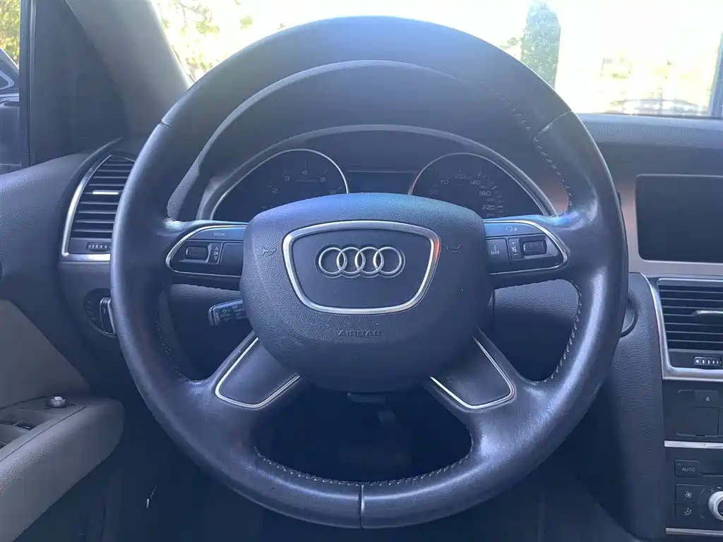 Audi Q7 2013 35 TFSI Progressive фото 11