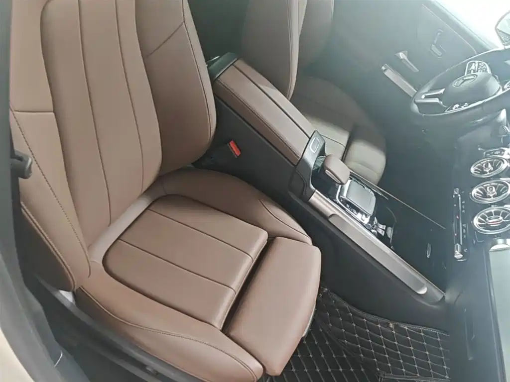 Mercedes-Benz GLB 2020 GLB 200 Fashion фото 25