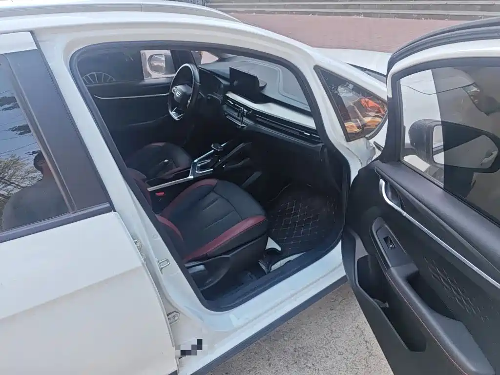 Geely Vision X3 2022 2021 PRO 1.5L CVT Premium