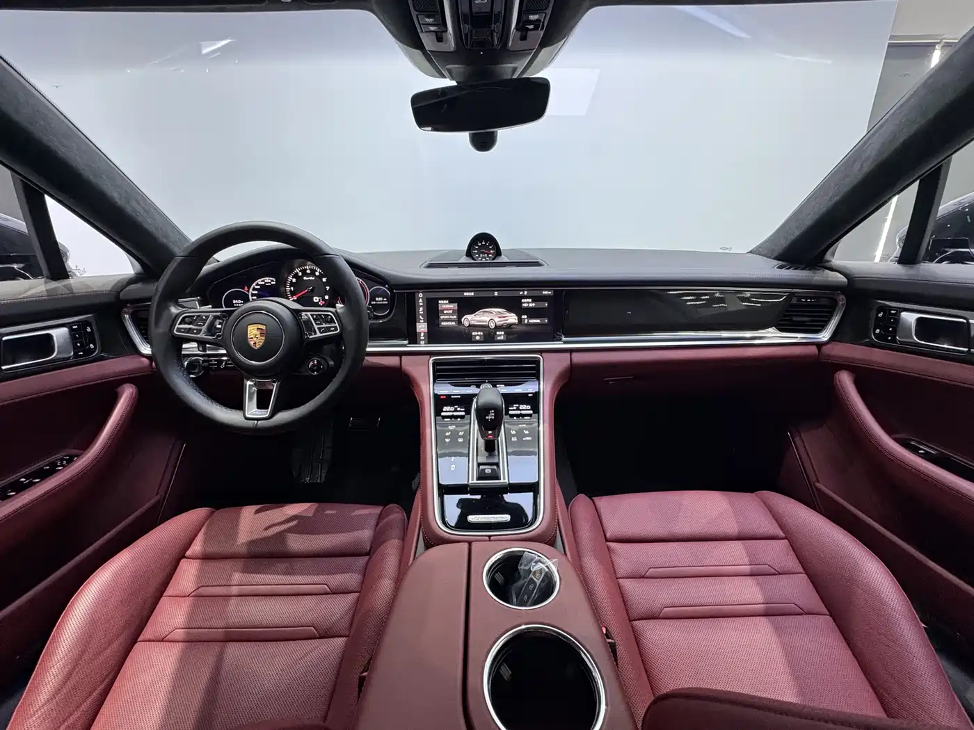 Porsche Panamera 2017 Panamera Turbo 4.0T фото 15