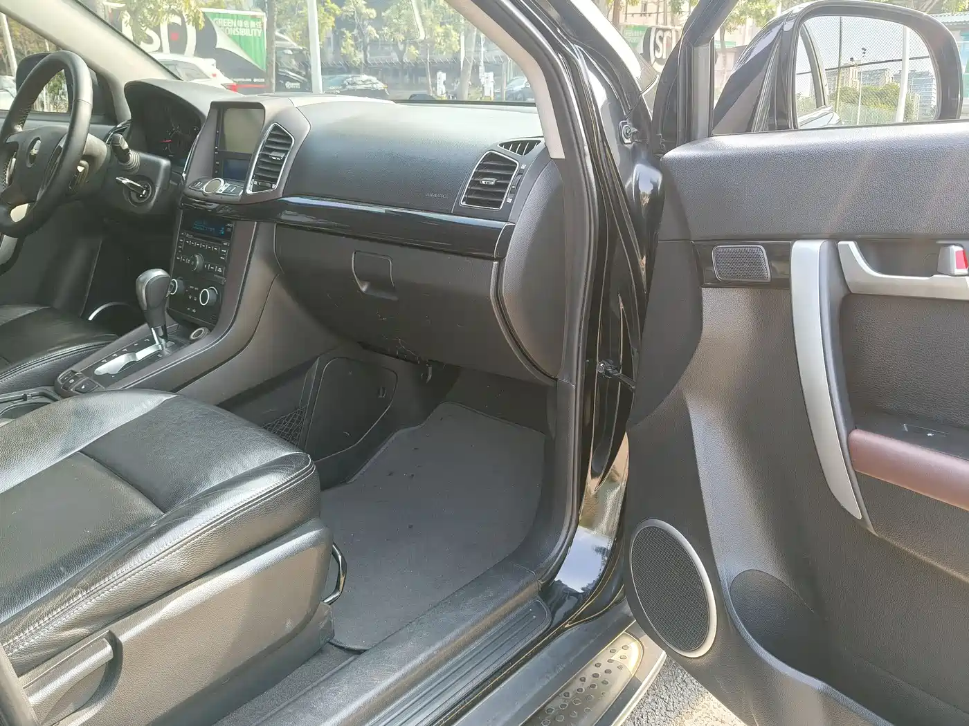 Chevrolet Captiva 2012 2.4L 4WD Flagship Edition 7-Seater фото 12