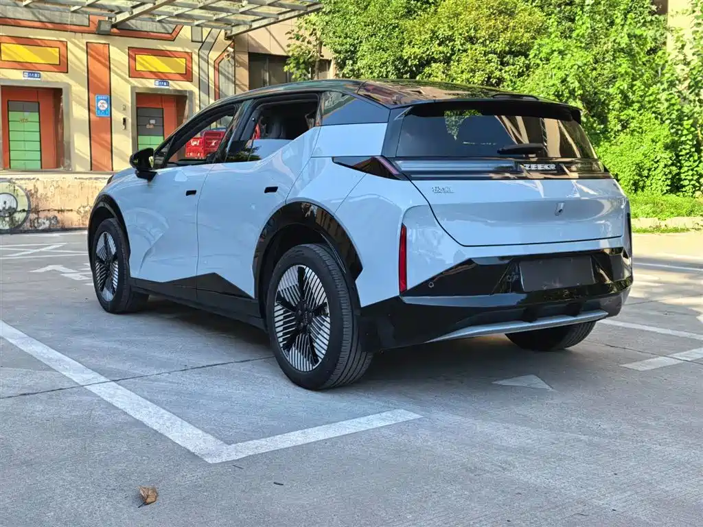 Zeekr X 2023 RWD ME Edition 5-seater фото 12