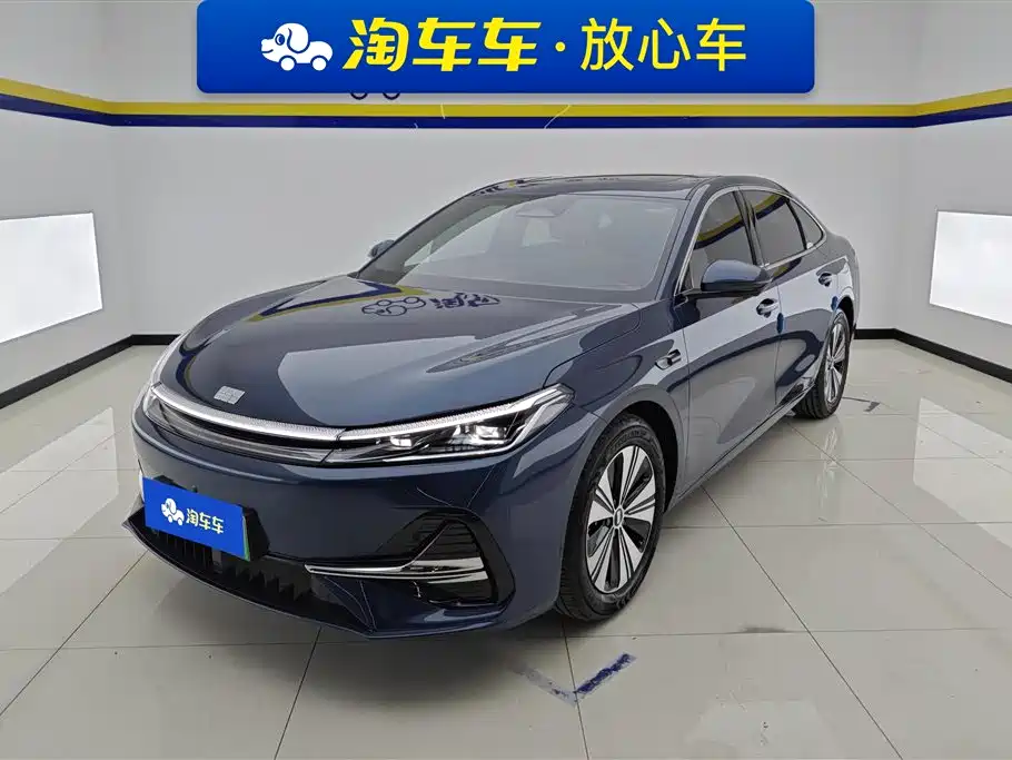 Geely Galaxy Galaxy A7 2025 EM-i 150km Explorer+ Edition