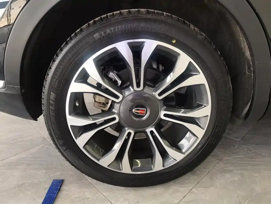 Hongqi HS5 2019 2.0T Intelligent Flagship 4WD Version фото 6