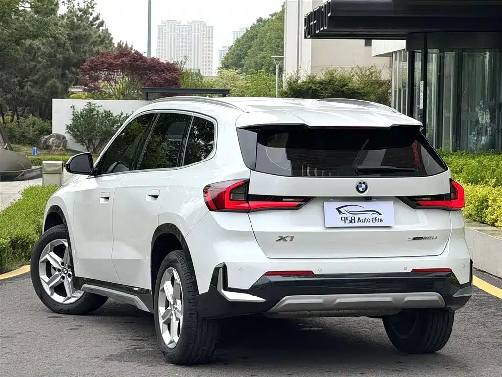 BMW X1 2023 sDrive20Li X Design Package фото 12
