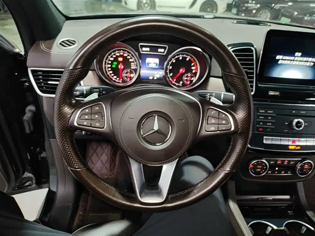 Mercedes-Benz GLS 2018 Facelift GLS 320 4MATIC фото 11