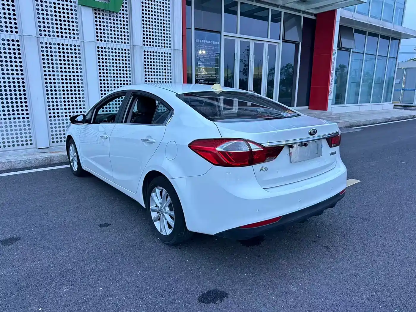 Kia K3 2016 1.6L Automatic GLS фото 26