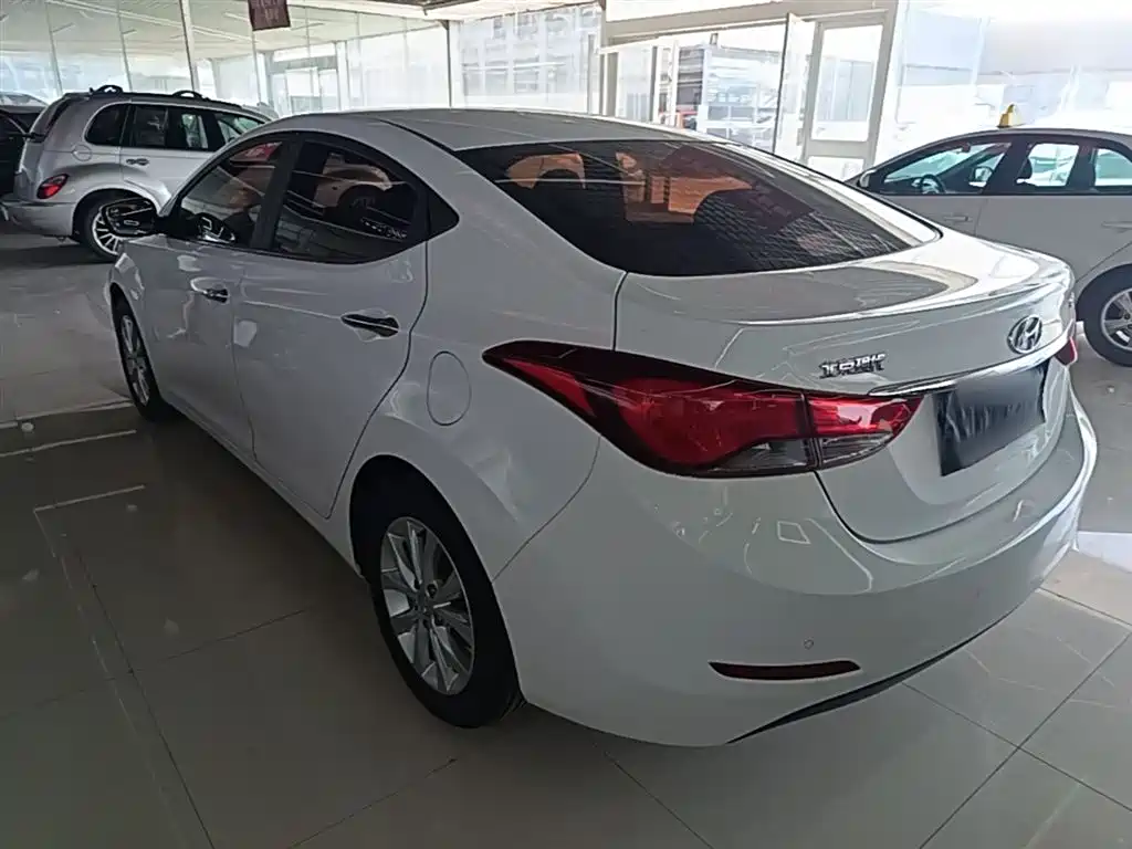 Hyundai Langdong 2016 1.6L Automatic Premium Edition фото 5