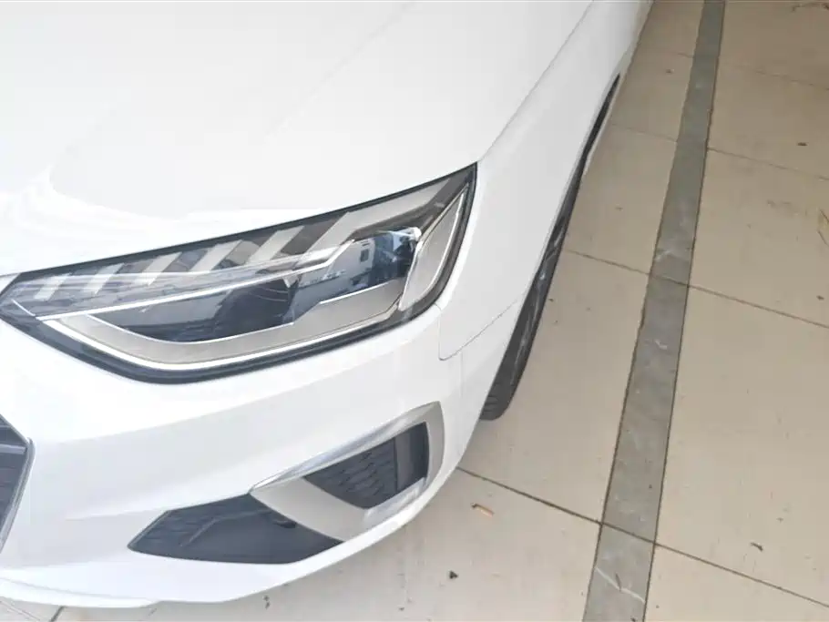Audi A4L 2020 40 TFSI Luxury Dynamic фото 5