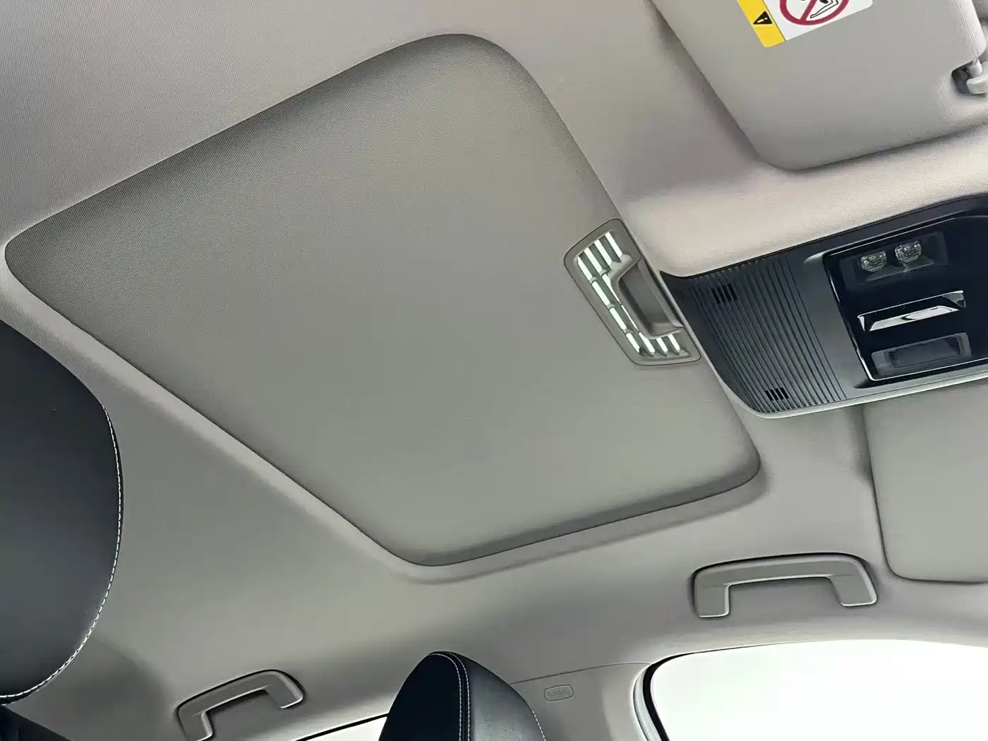 Škoda Octavia 2023 Facelift PRO TSI280 Premium Edition фото 13