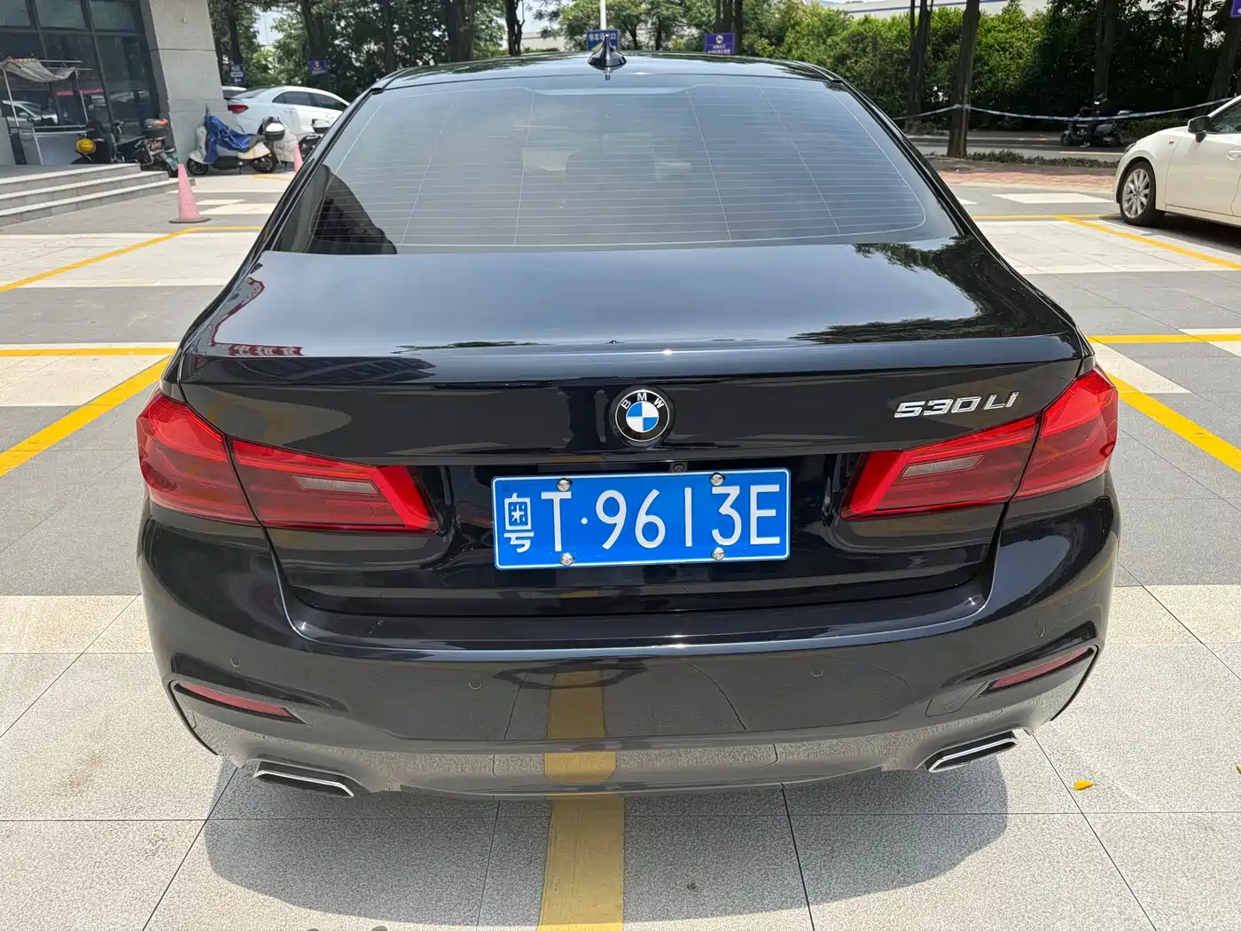 BMW 5 Series 2018 530Li Premium M Sport Package фото 5
