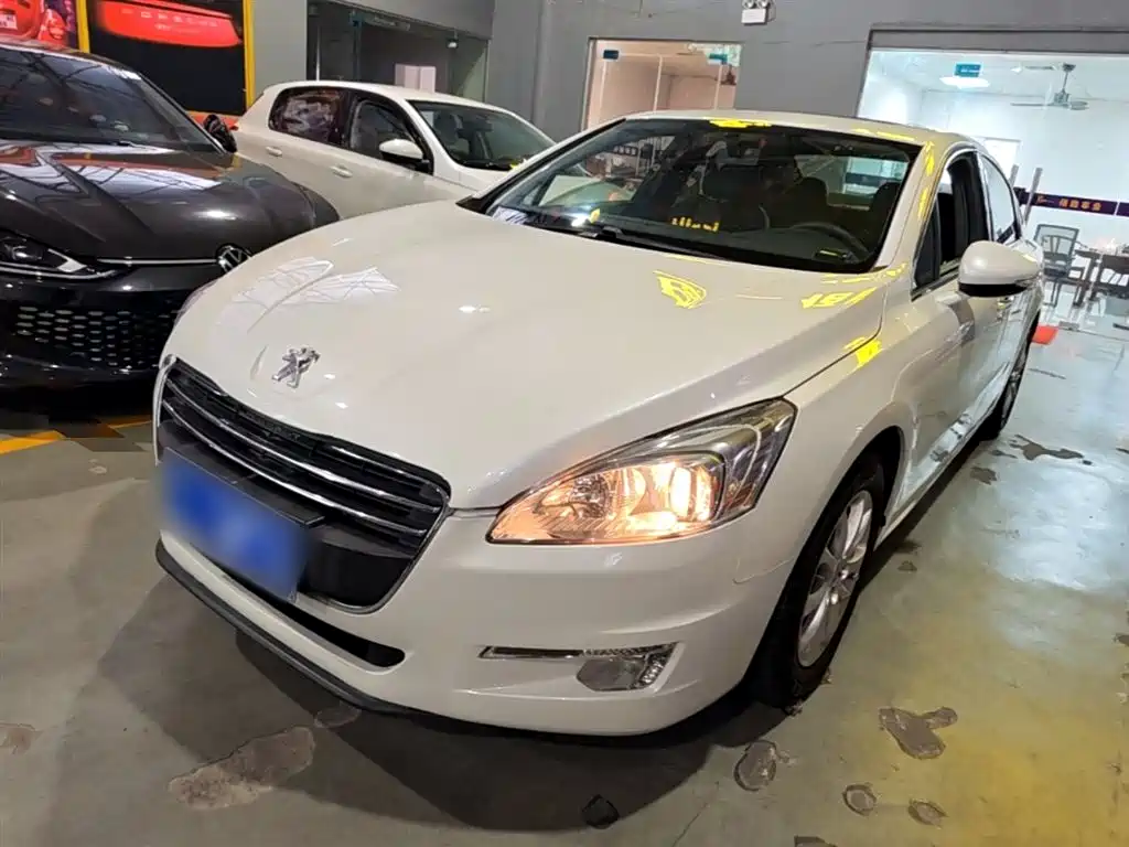 Peugeot 508 2013 2.0L 2nd Anniversary Auto Sunroof Classic Edition фото 2