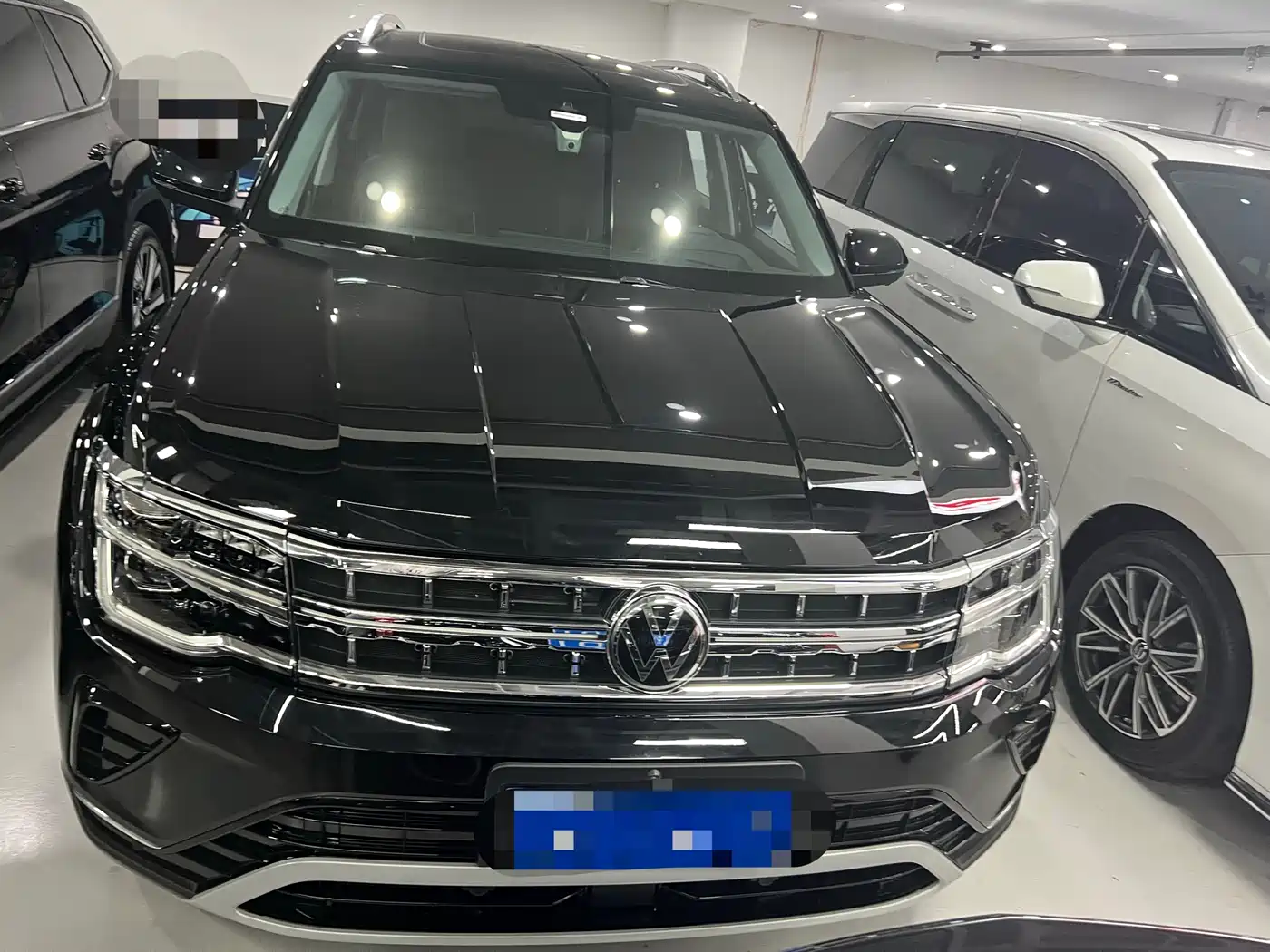 Volkswagen Teramont 2024 380TSI 4WD Dragon Auspicious Edition фото 2