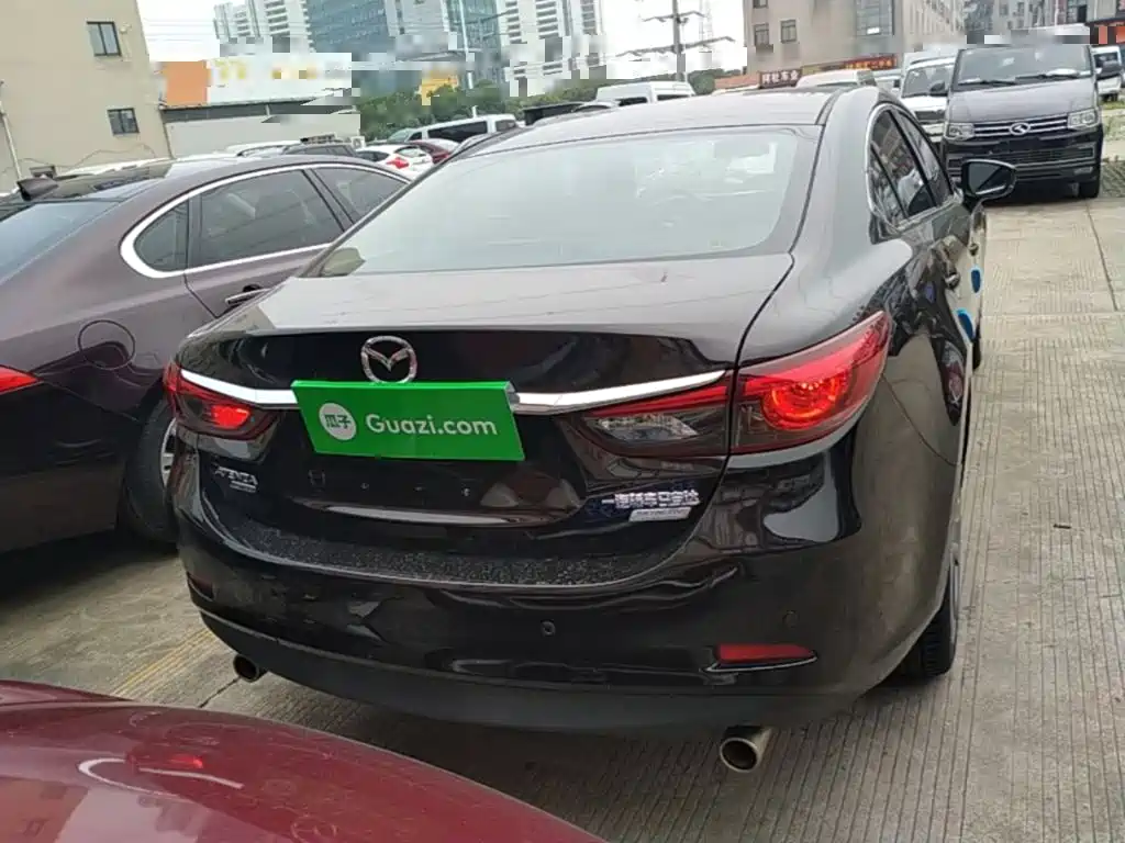Photo 6 - Mazda Atenza
