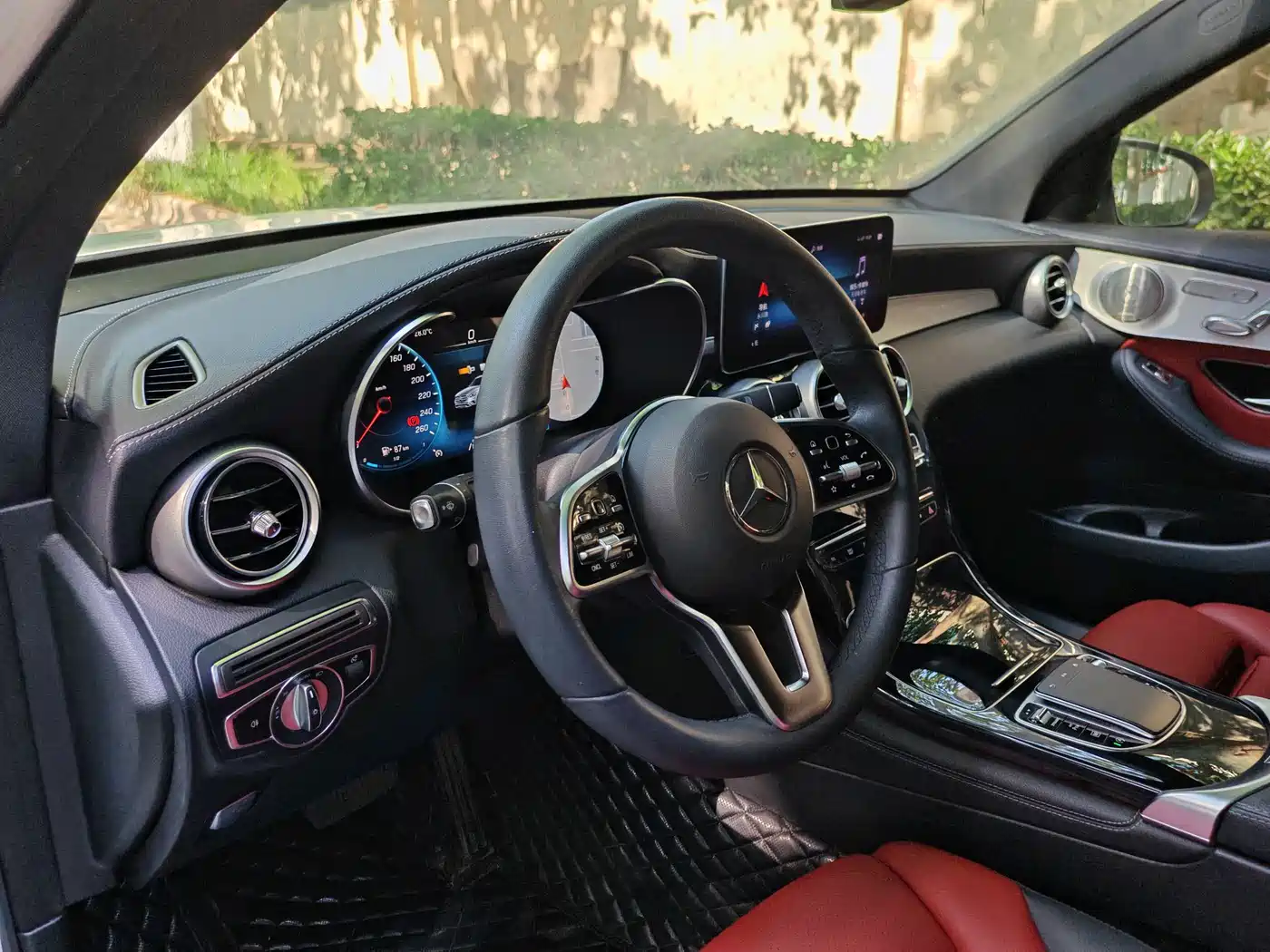 Mercedes-Benz GLC 2021 GLC 300 L 4MATIC Sporty фото 11