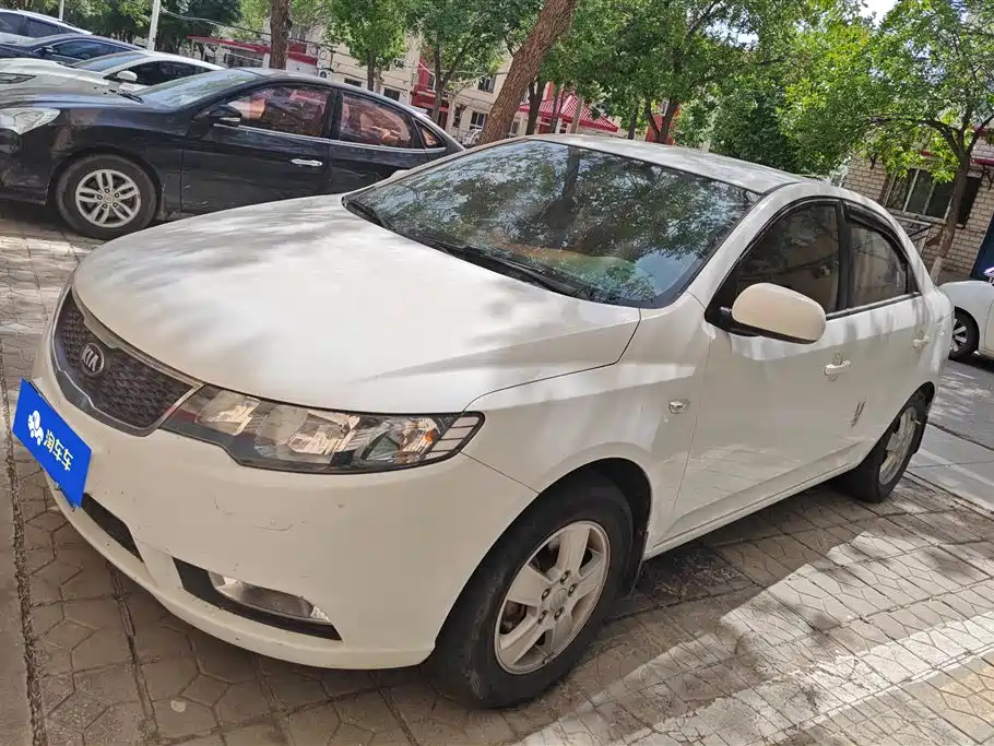 Kia Forte 2012 1.6L MT GL Commemorative Edition
