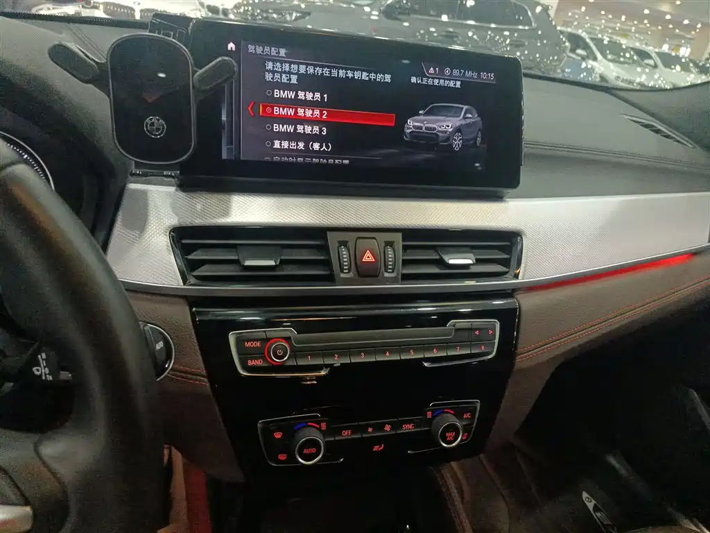 BMW X2 2021 sDrive25i Shadow Night Edition фото 5