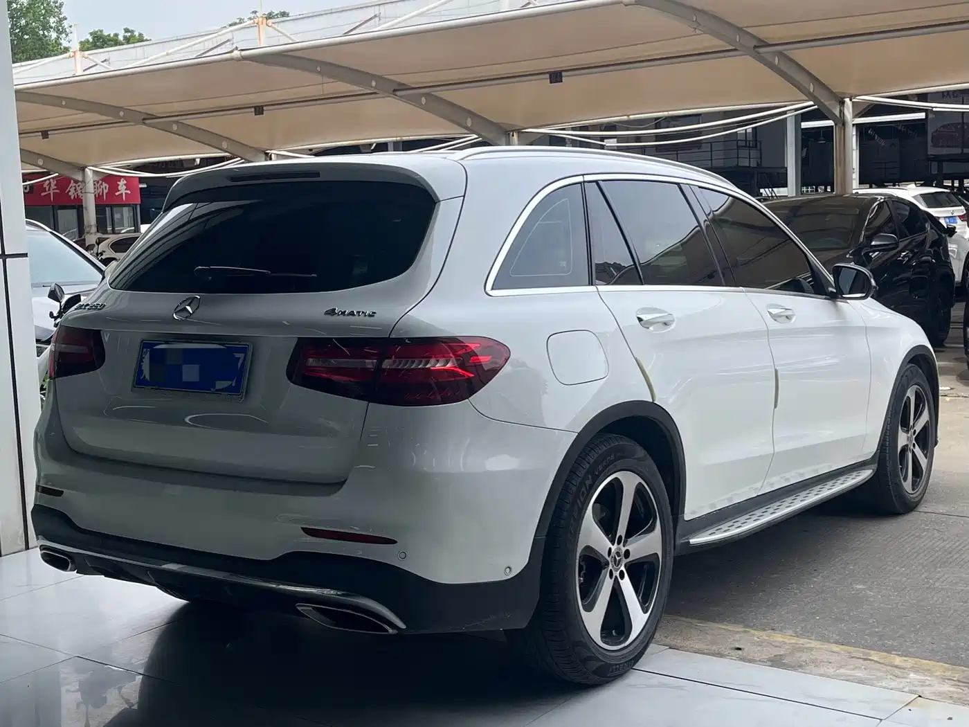 Mercedes-Benz GLC 2018 GLC 260 4MATIC Luxury фото 4