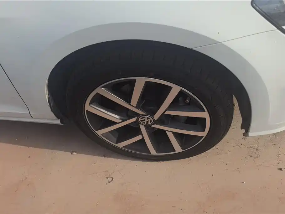 Volkswagen Golf 2020 280TSI DSG Comfort фото 6