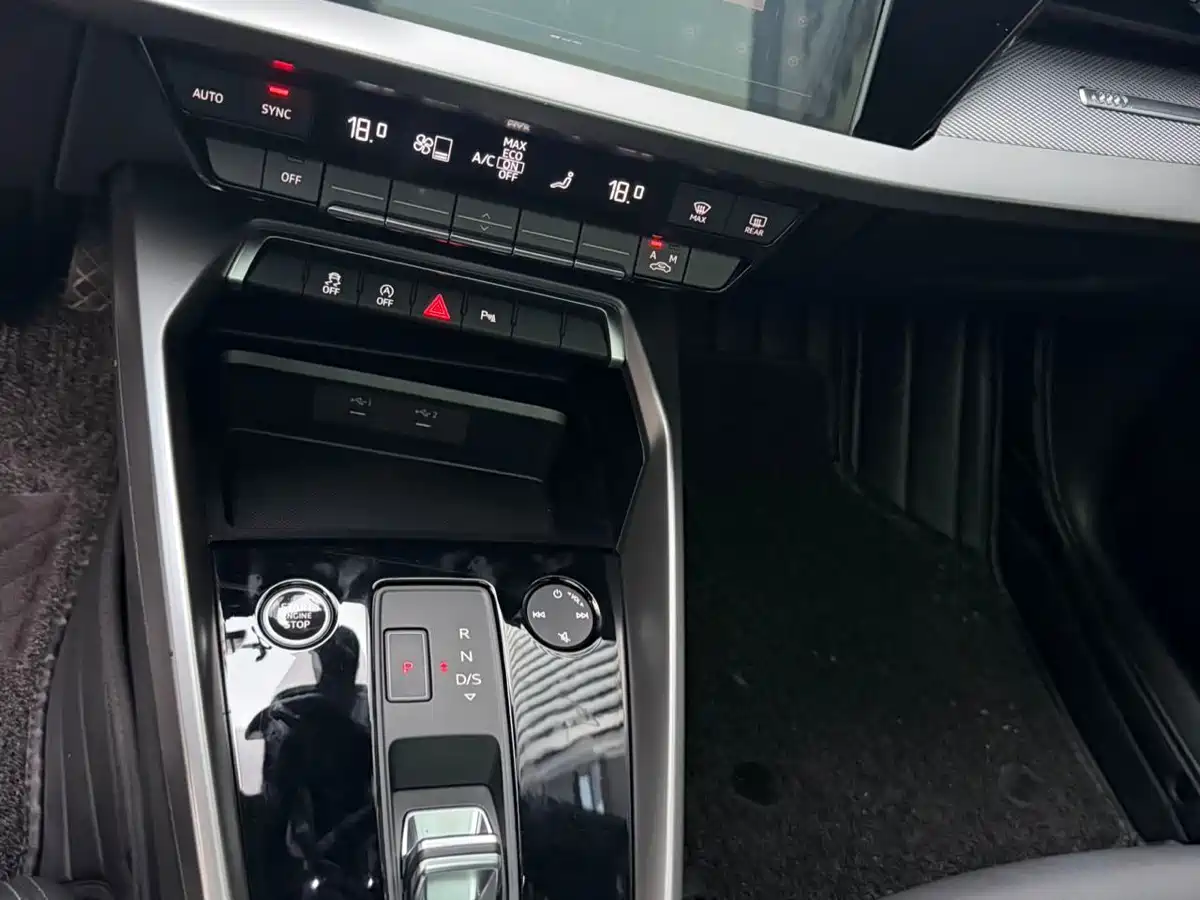 Audi A3 2021 A3L Limousine 35 TFSI Fashion Sport фото 7