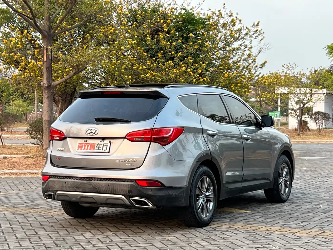 Hyundai Santa Fe 2013 2.4L Automatic AWD Premium фото 7