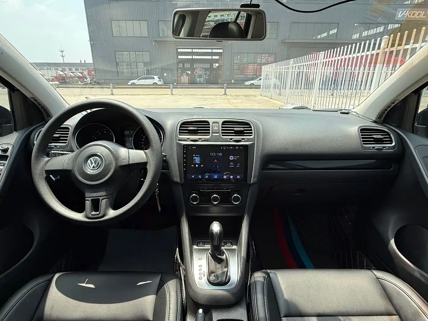 Volkswagen Golf 2011 1.4TSI Auto Comfort фото 10