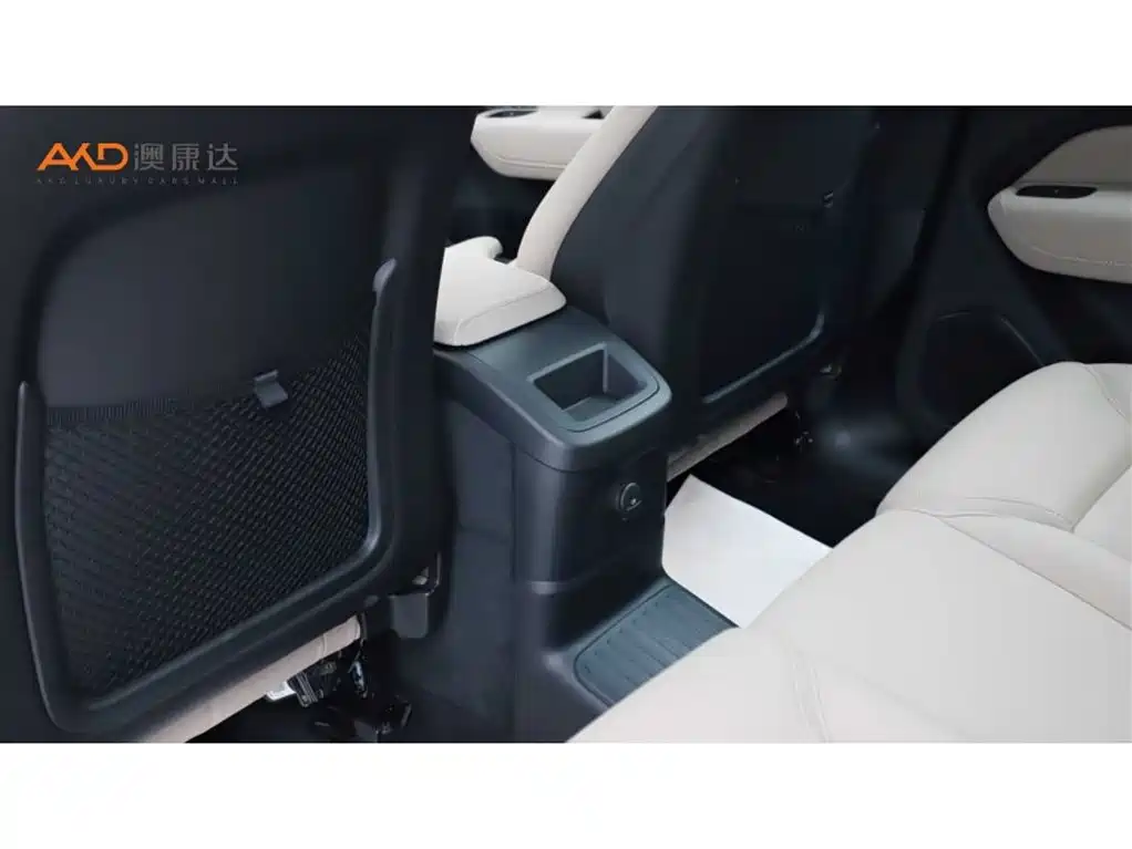 Volvo XC60 Plug-in Hybrid 2026 Plug-in Hybrid Long Range AWD Intelligent Premium Edition фото 9