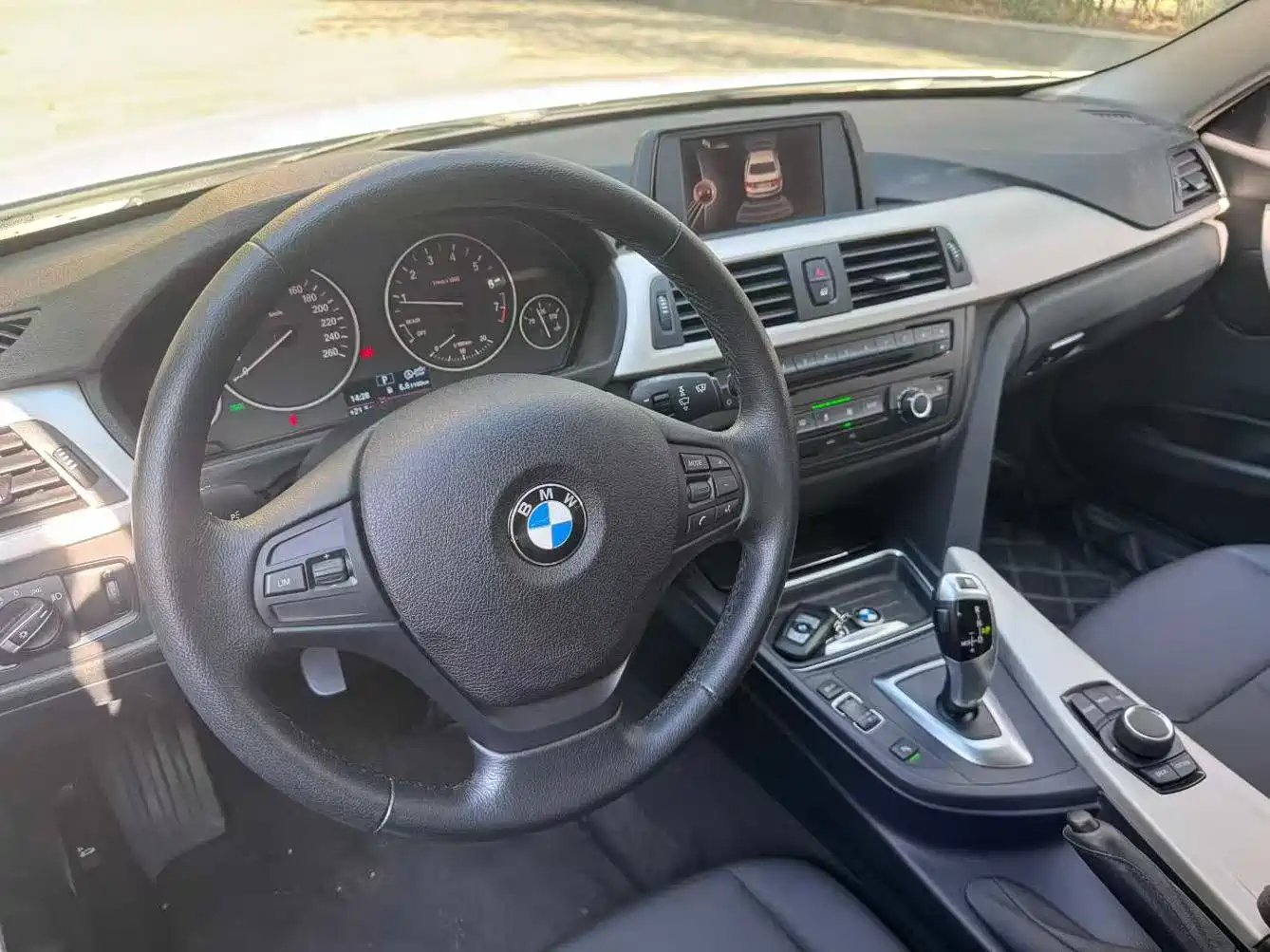 BMW 3 Series 2015 316Li Fashion фото 5