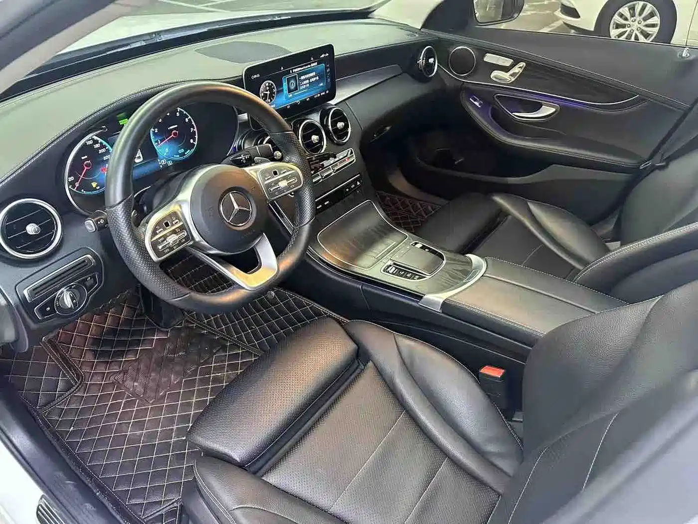 Mercedes-Benz C-Class 2020 Facelift C 260 L Sport фото 4