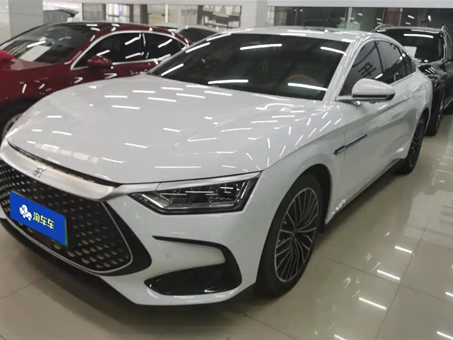 BYD Han 2023 DM-i Champion Edition 121KM Honor