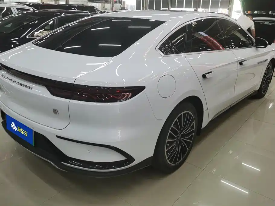 BYD Han 2023 DM-i Champion Edition 121KM Honor фото 3