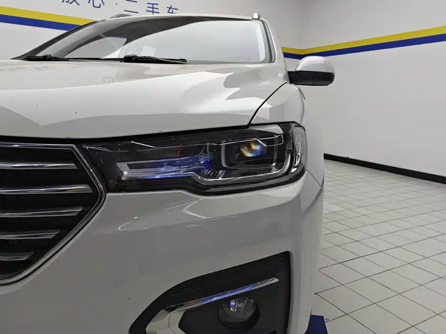 Photo 5 - Haval H2s