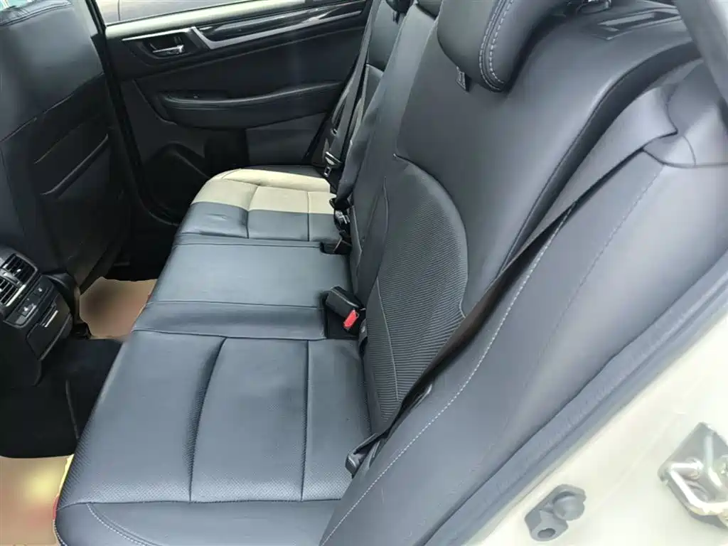 Subaru Outback 2015 2.5i Sport Navigation Edition фото 17