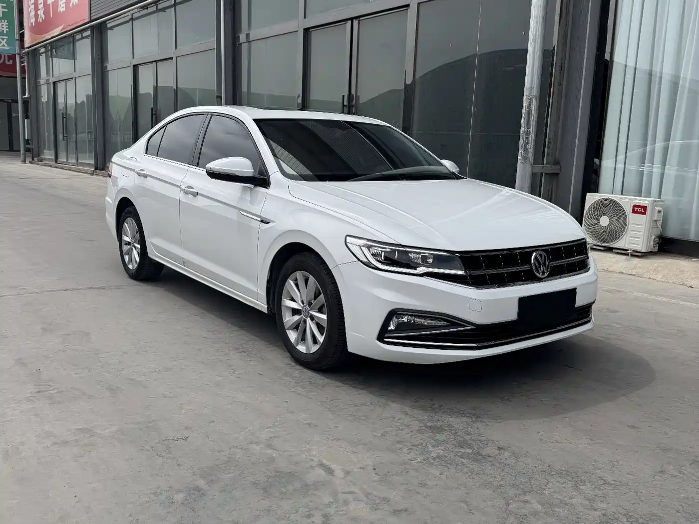 Volkswagen Bora 2020 1.5L Automatic Elite фото 3