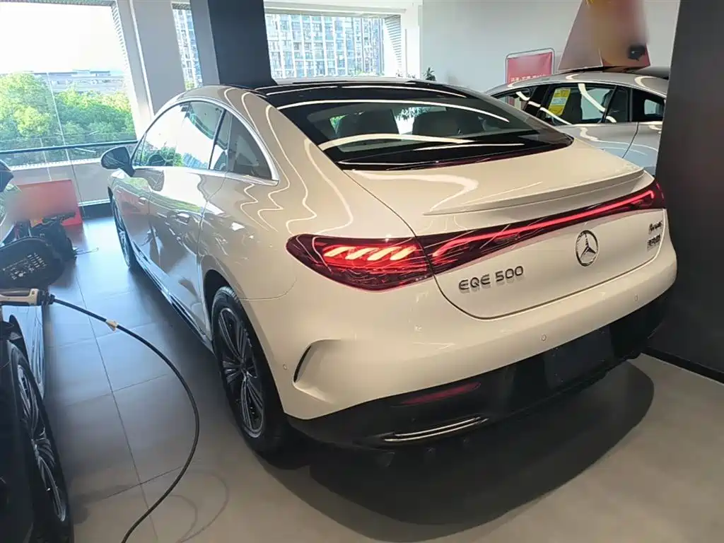Mercedes-Benz EQE 2025 500 4MATIC Pioneer фото 5