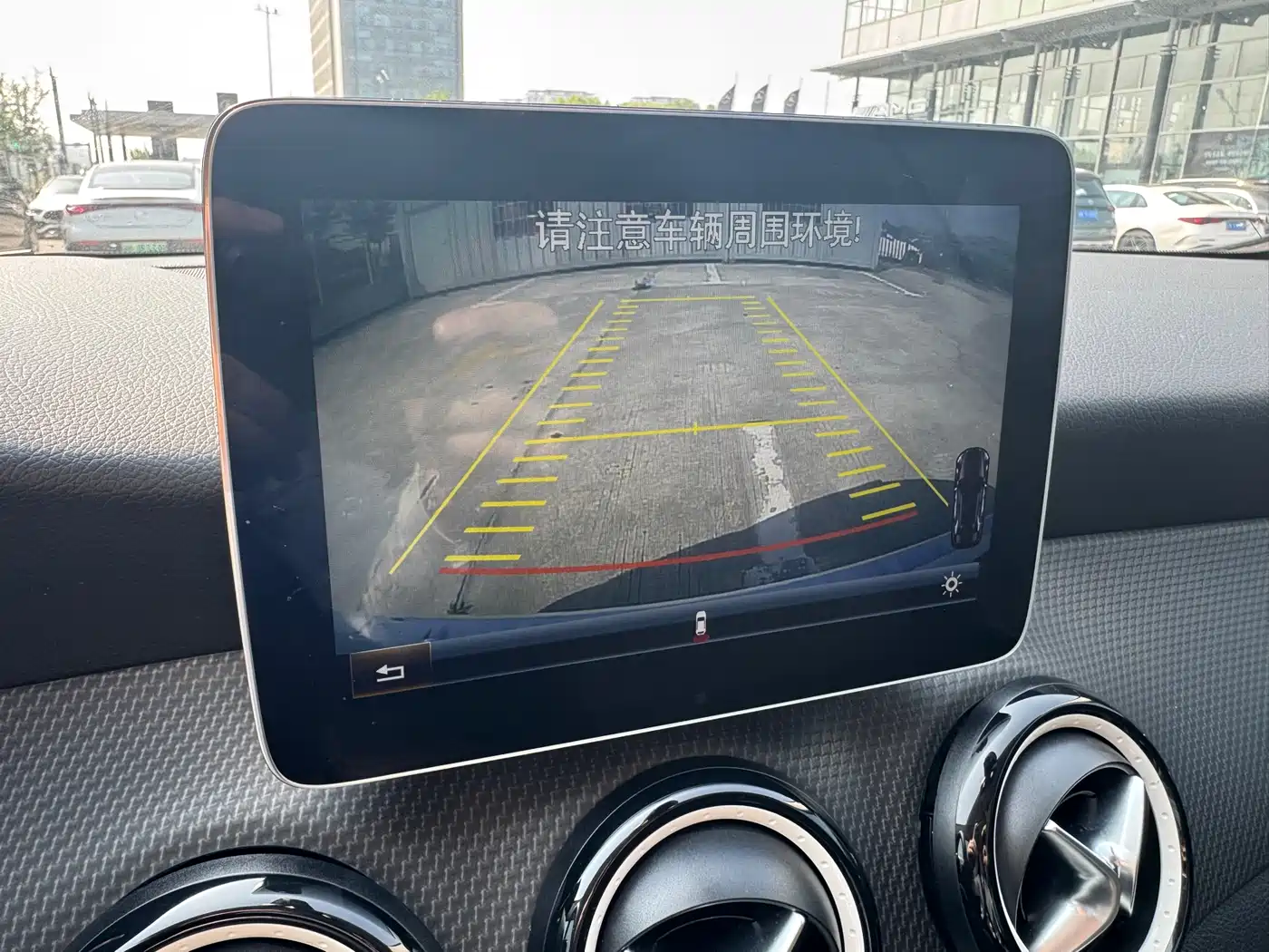 Mercedes-Benz GLA 2019 GLA 200 Dynamic фото 6