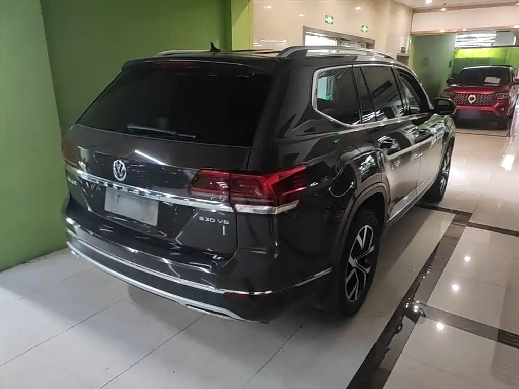 Volkswagen Teramont 2017 530 V6 4WD Luxury Edition фото 7