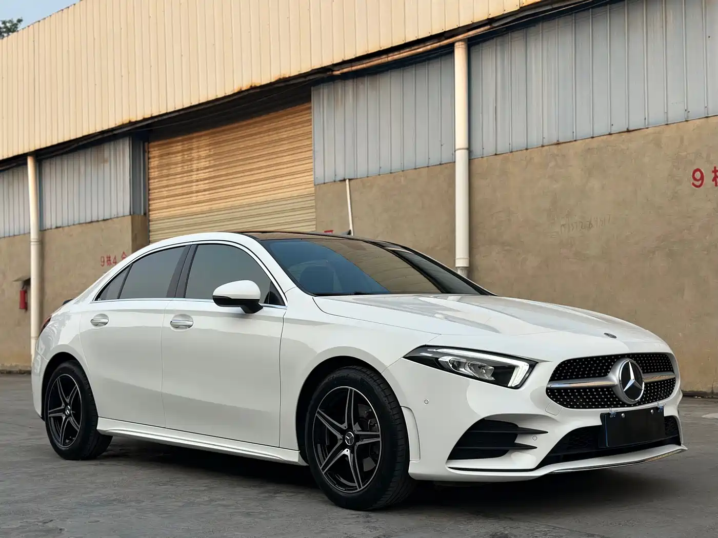 Mercedes-Benz A-Class 2021 A 200 L Sport Sedan Fashion Edition фото 3