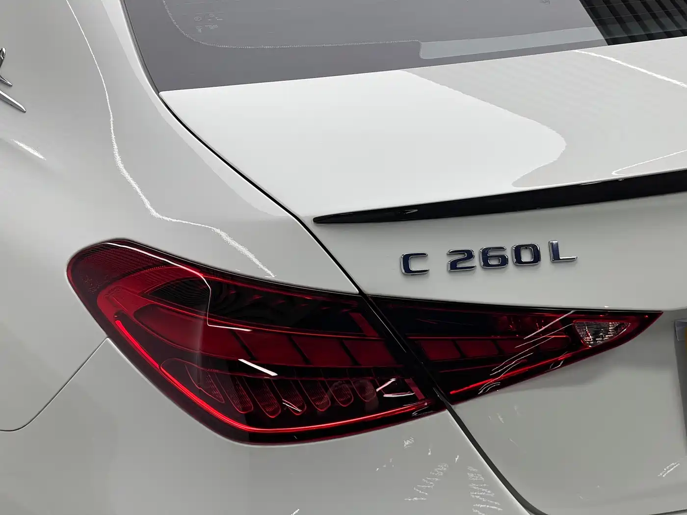 Mercedes-Benz C-Class 2024 Facelift III C 260 L Night Sport Edition фото 20