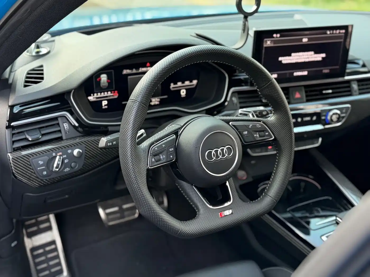 Audi RS 4 2021 RS4 Avant Dark Gold Edition фото 7