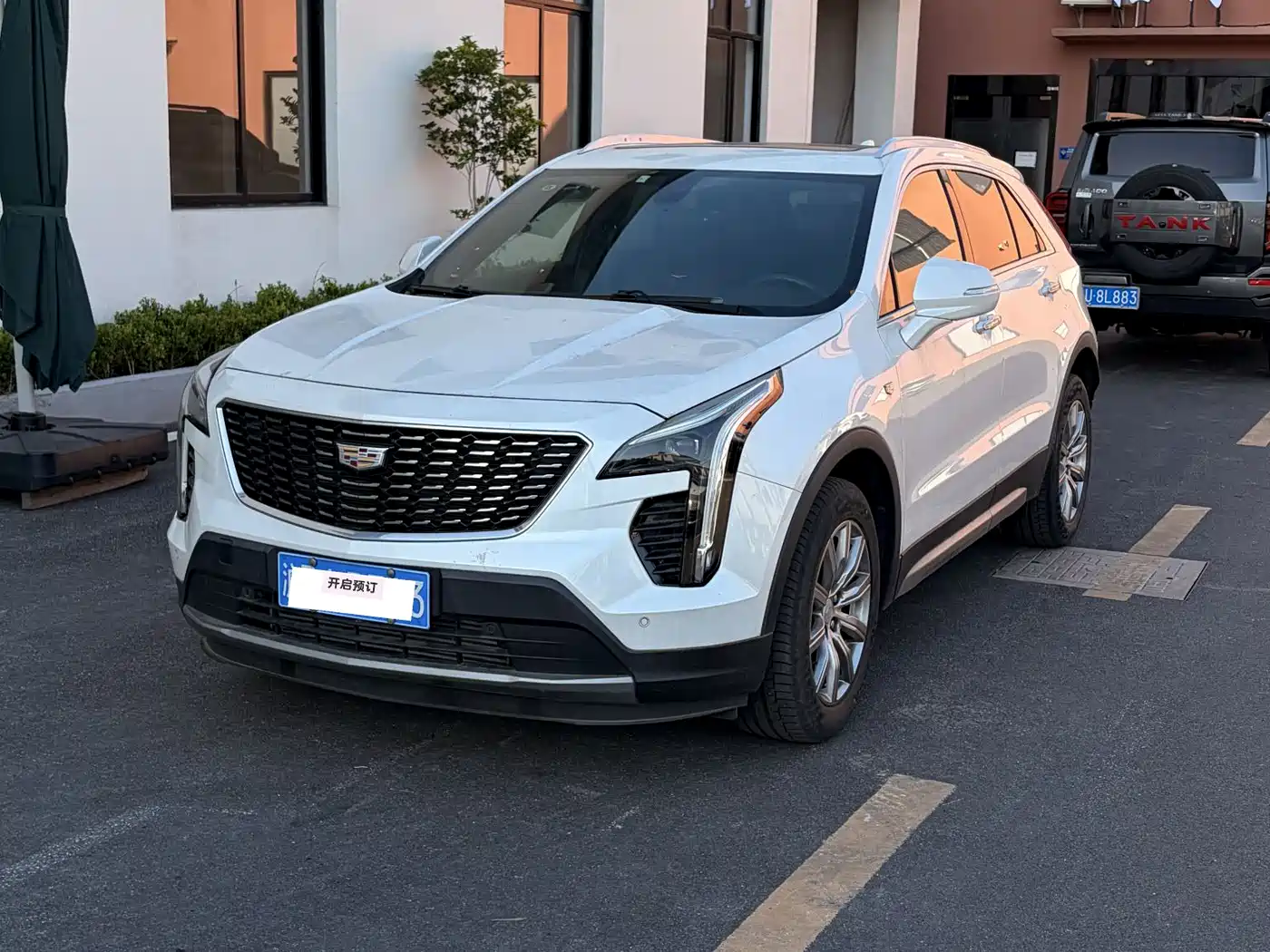 Cadillac XT4 2018 28T FWD Leading Edition фото 2