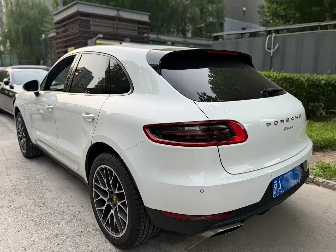 Porsche Macan 2017 Macan 2.0T фото 2