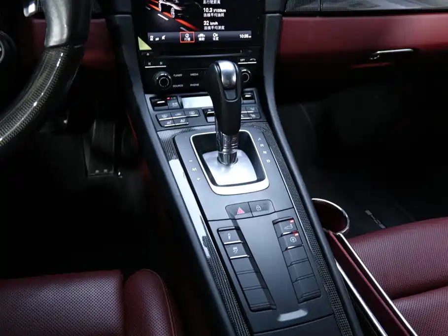 Porsche 911 2016 Carrera 3.0T фото 8
