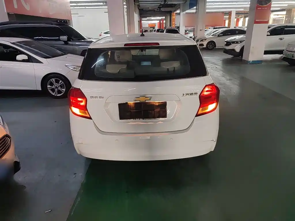 Chevrolet Lova RV 2016 1.5L Automatic Easy-Ride фото 6