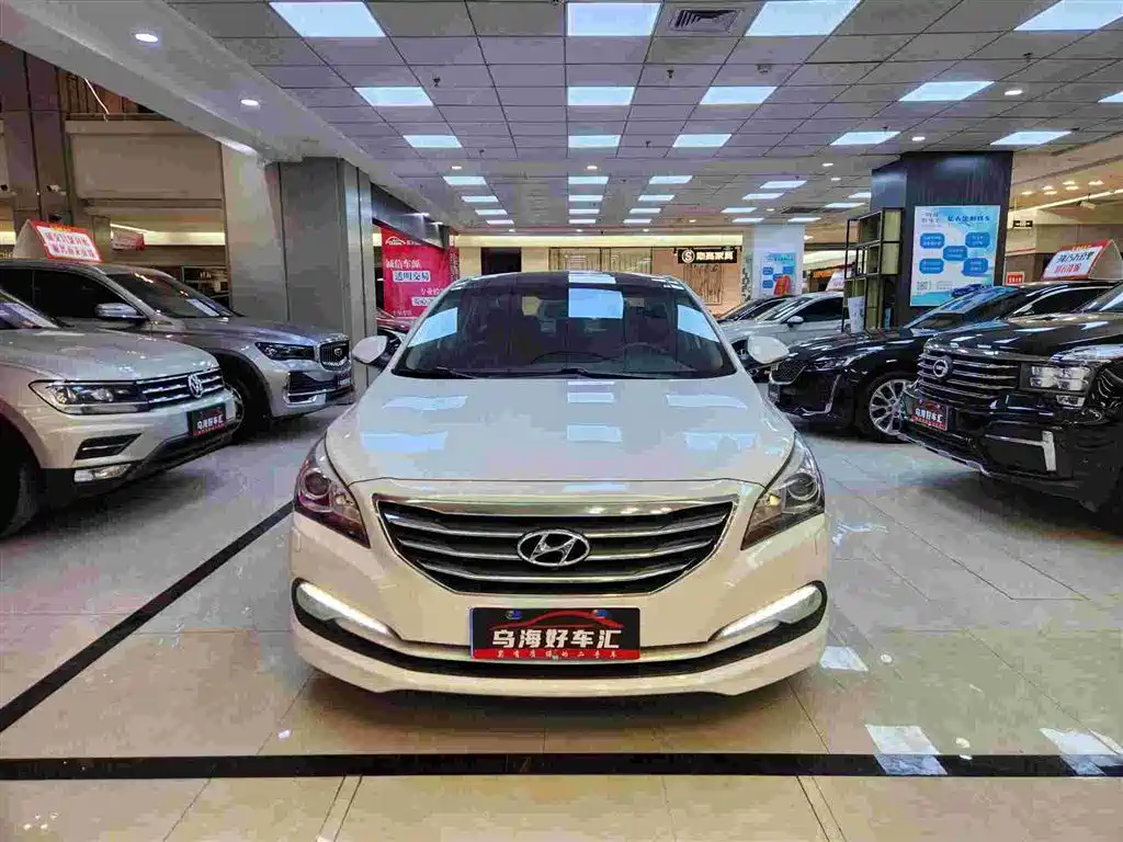 Hyundai Mistra 2016 1.8L Automatic Smart GLS фото 7
